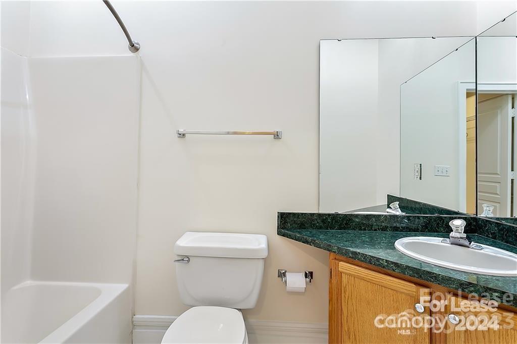 Elizabeth Lofts - Residential Lease