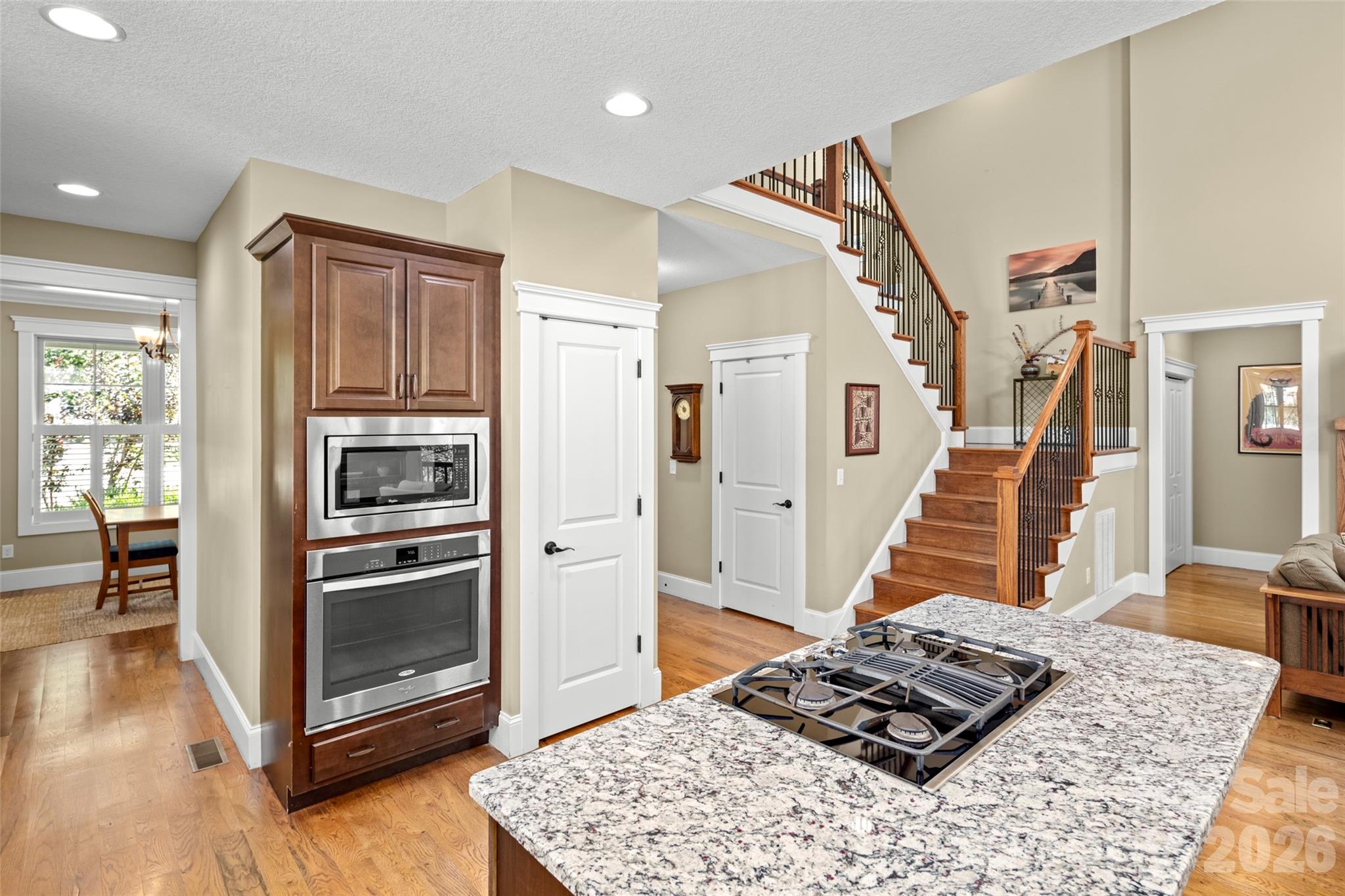 2 Ayr Court