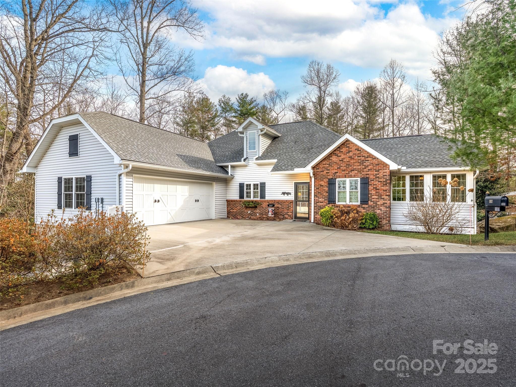 107 Spring Heights Court