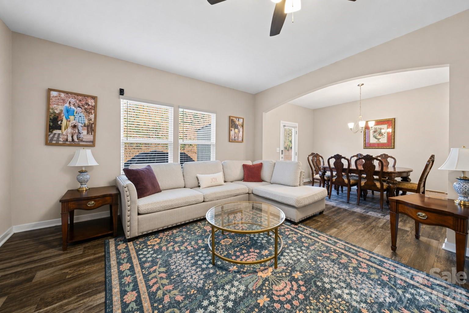 Newport Lakes - Residential