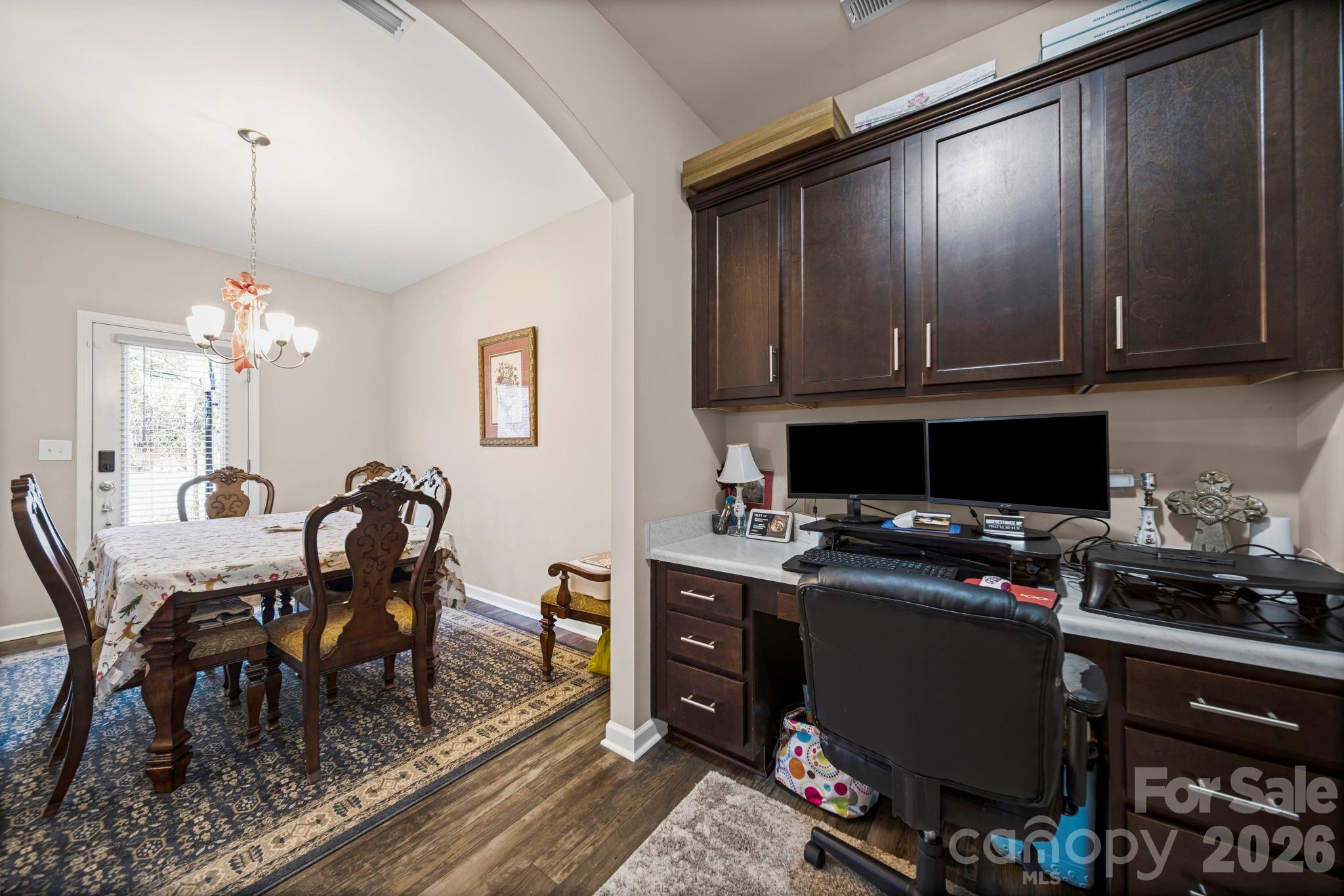 6034 Halliwell Street