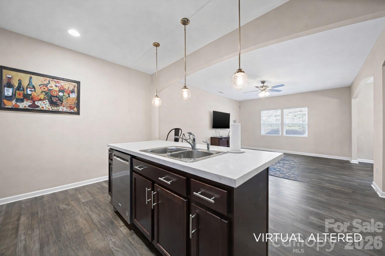 Newport Lakes - Residential