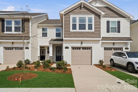 Photo of 6019 Mallow Crossing Lane, Charlotte, NC 28213 (MLS # 4344237)