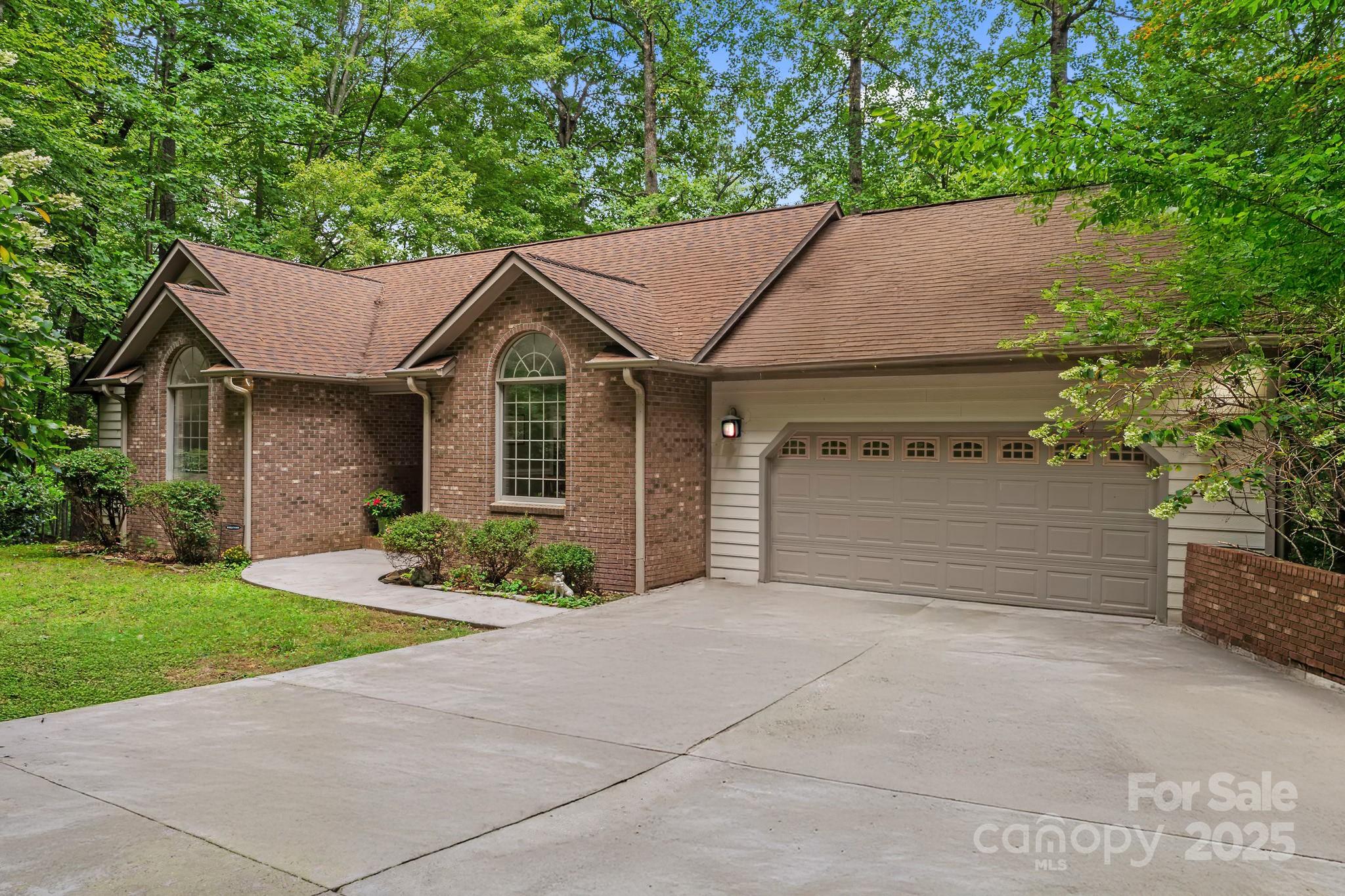458 Bluemist Way