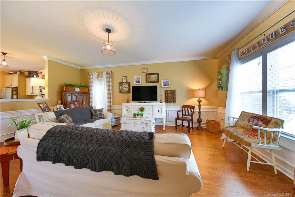 Regal Manor - Residential
