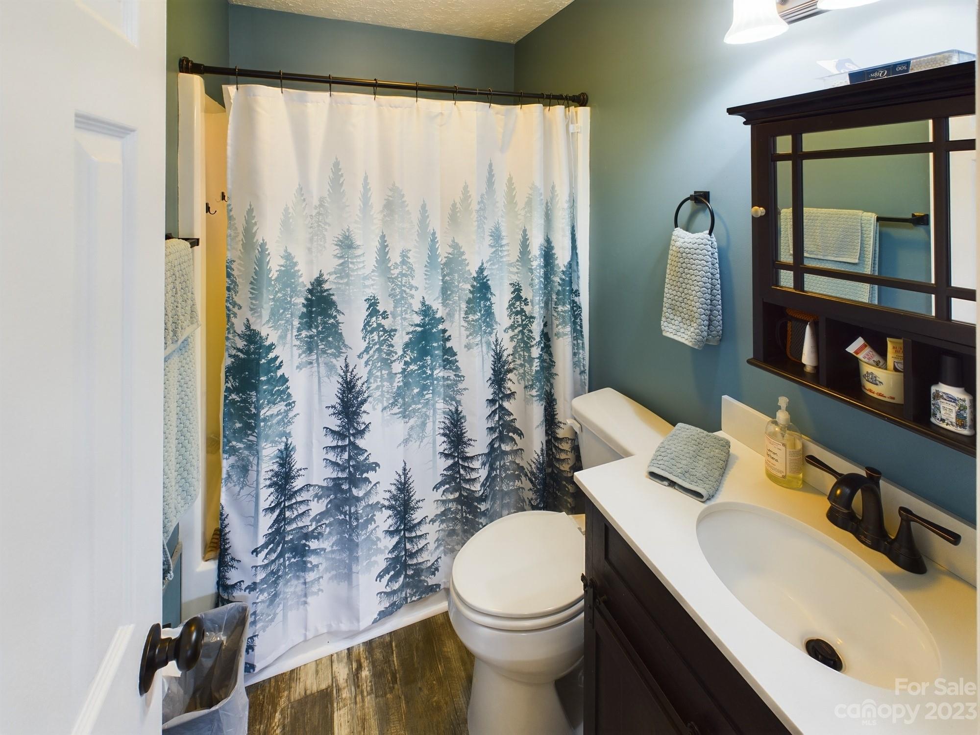 Pinnacle Woods - Residential