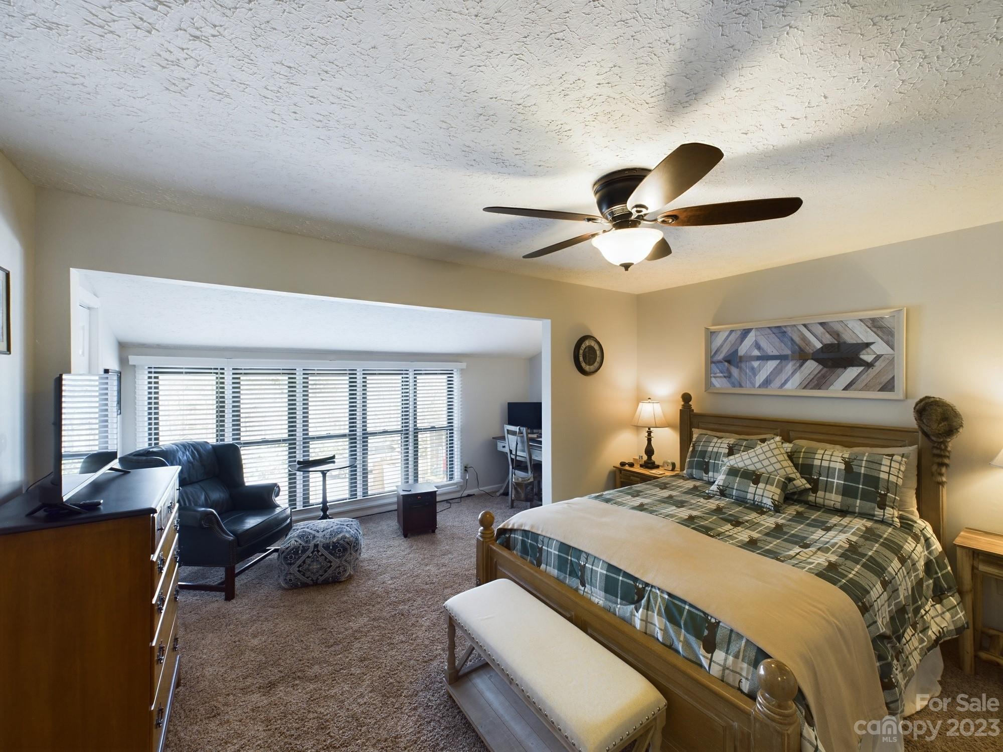 Pinnacle Woods - Residential