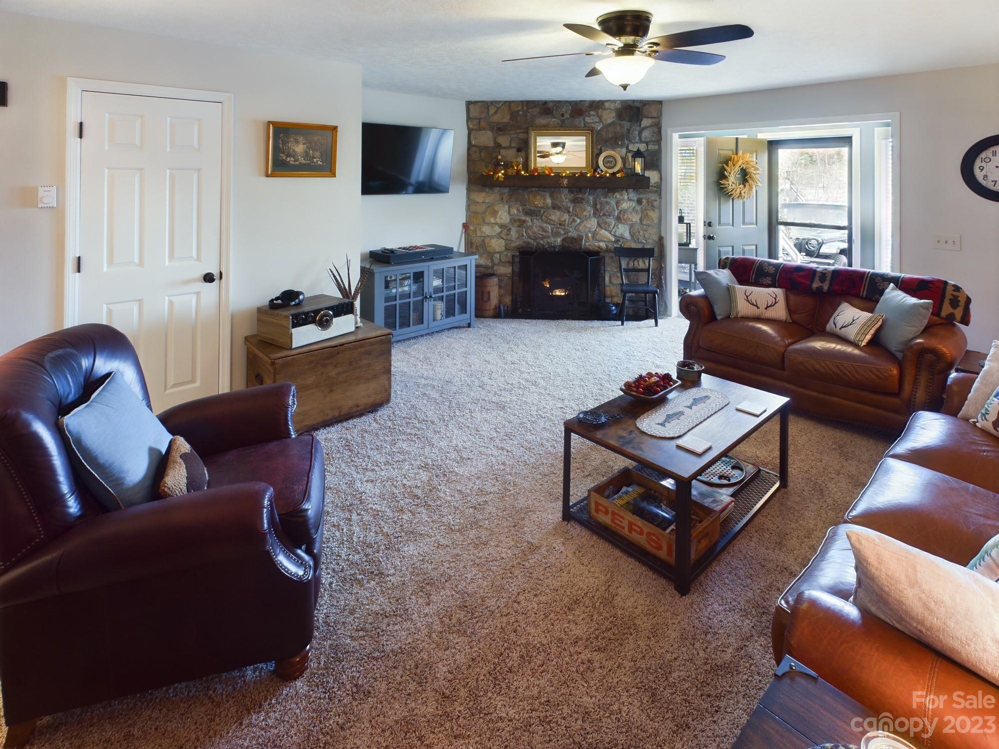 Pinnacle Woods - Residential