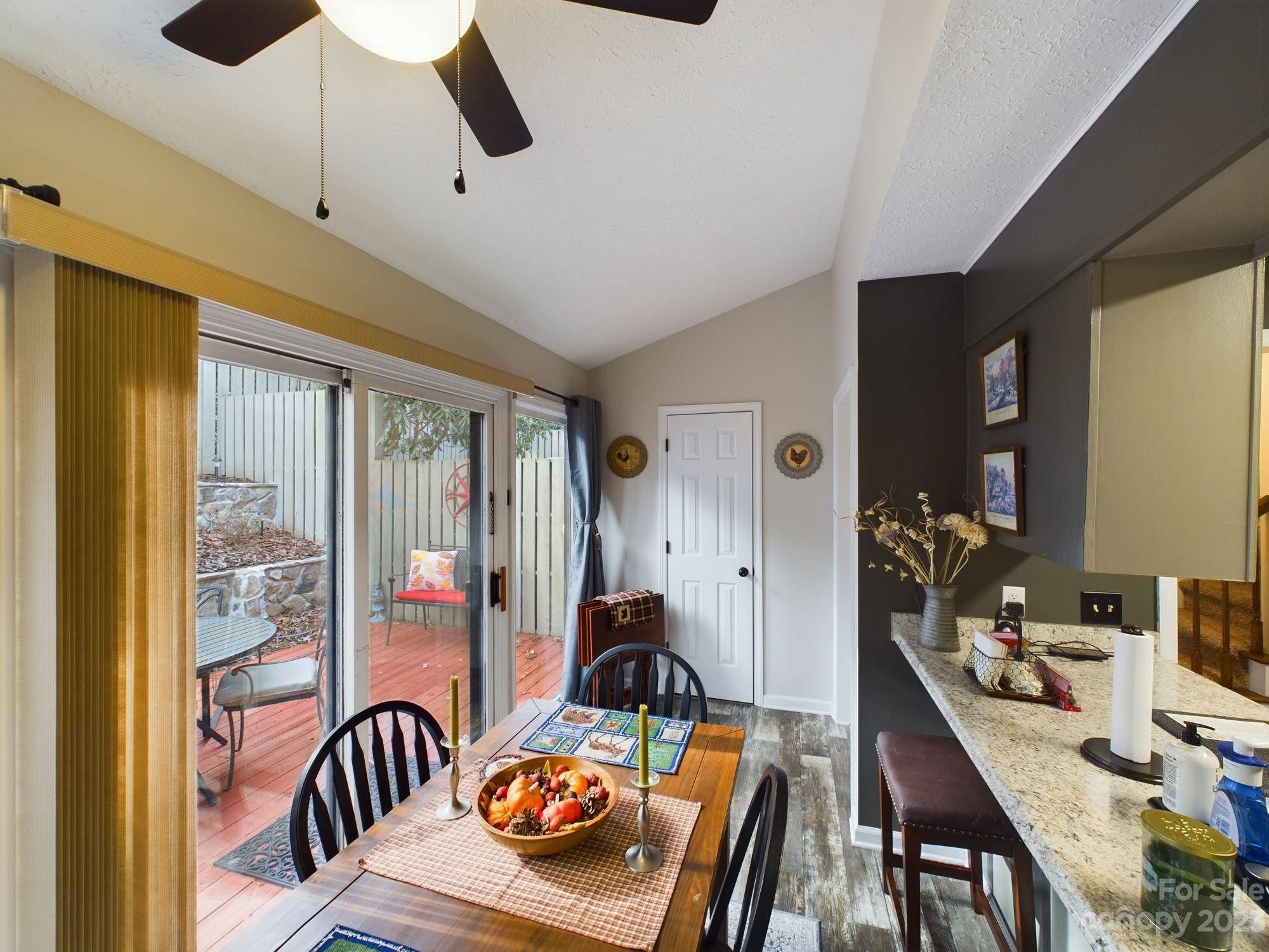 Pinnacle Woods - Residential