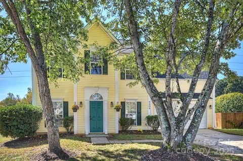 9509 Green Apple Drive Charlotte NC 28215