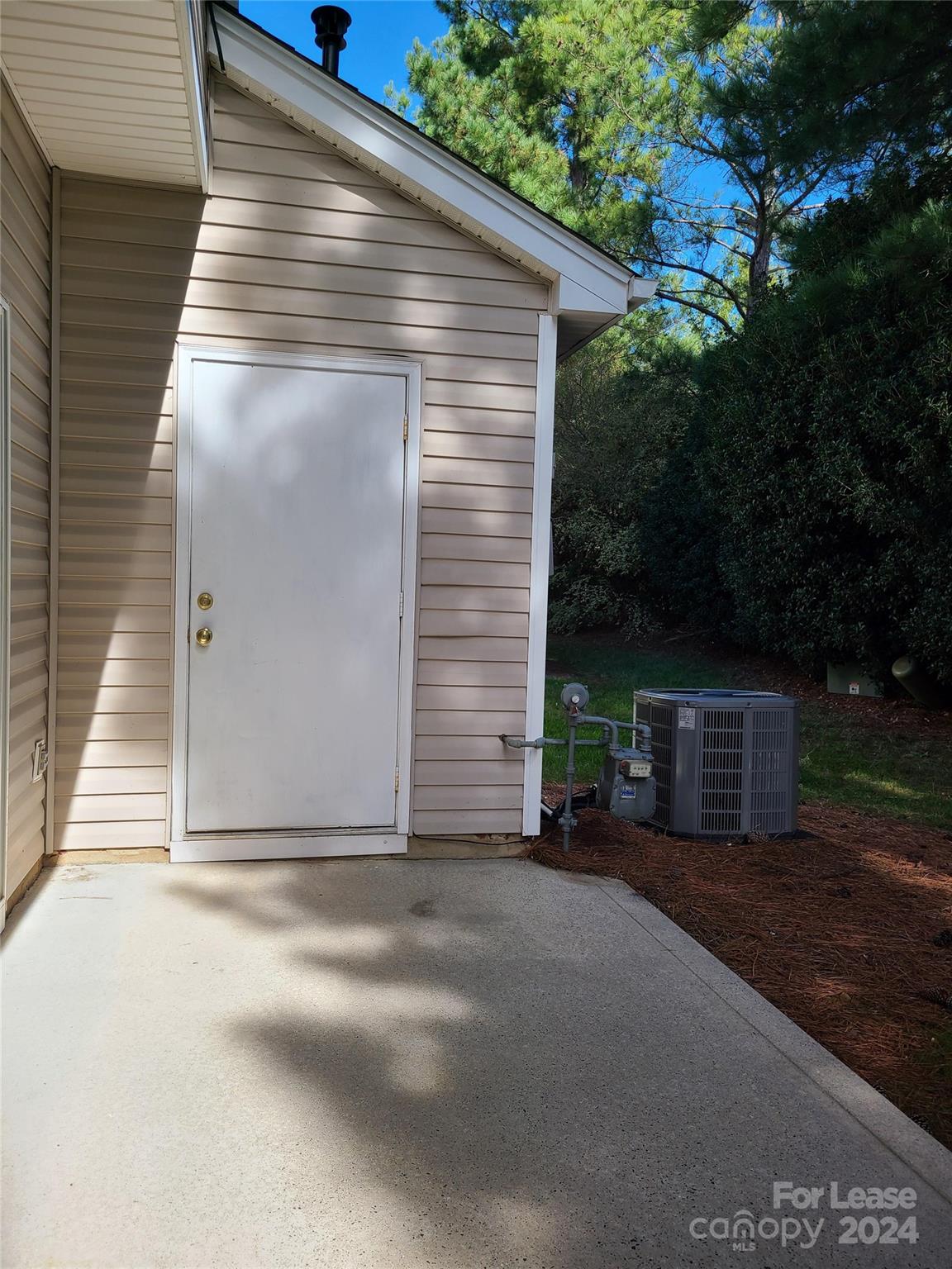 Summerfield - Residential Lease