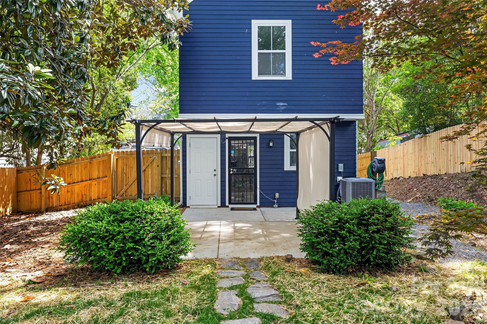 Villa Heights - Residential