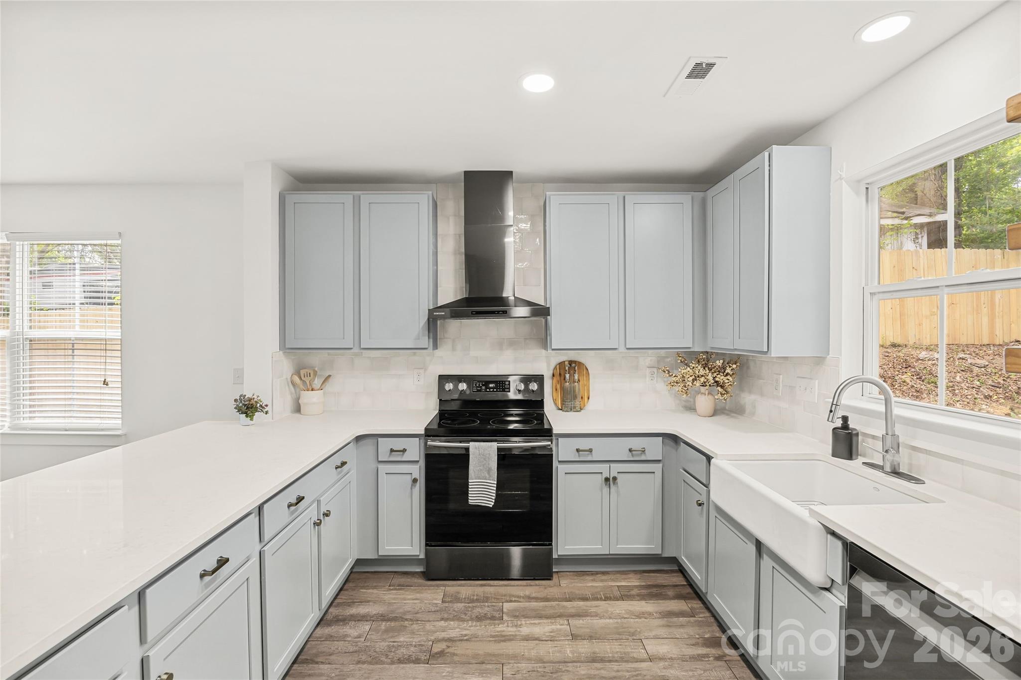 Villa Heights - Residential