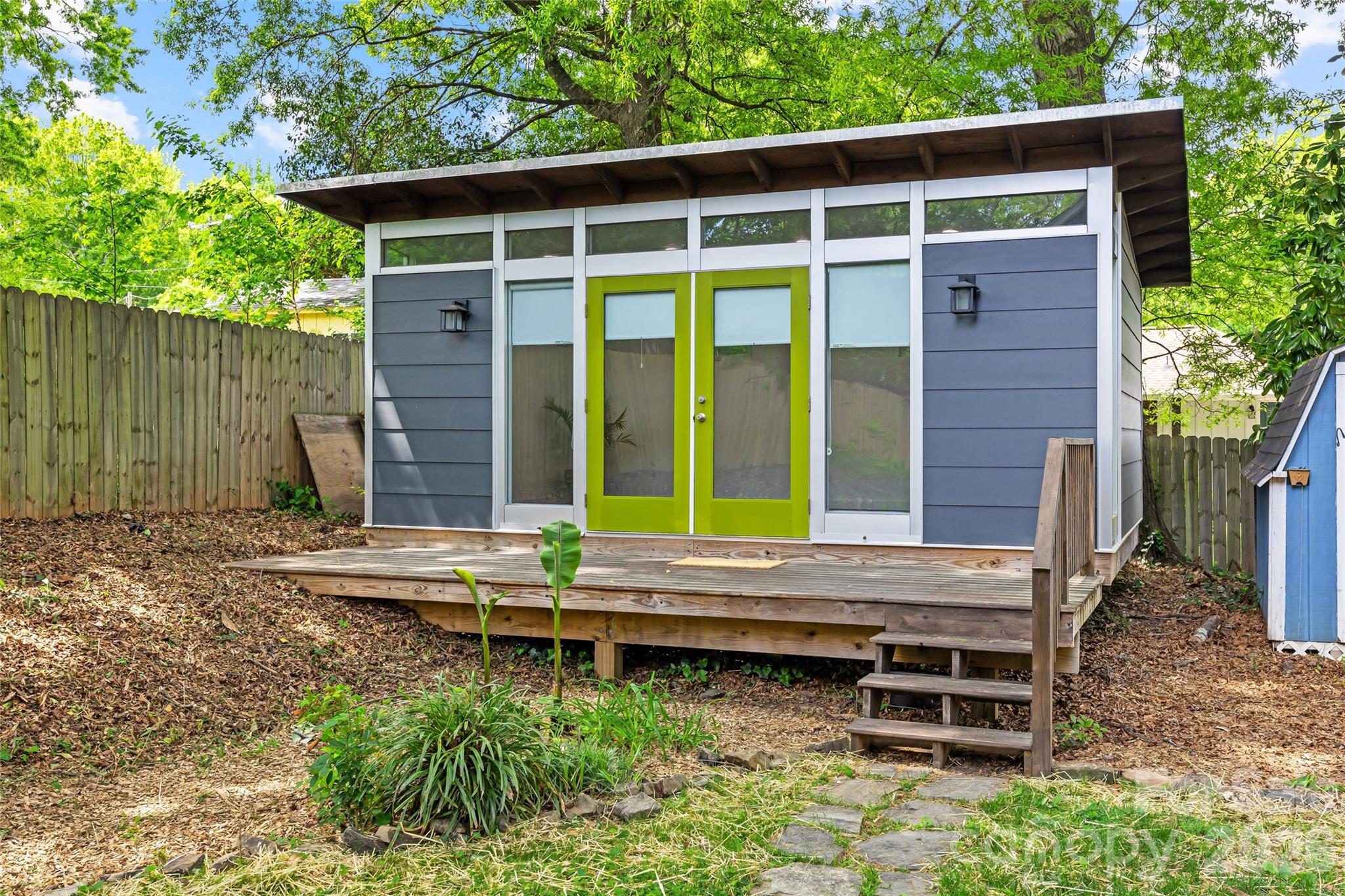 Villa Heights - Residential