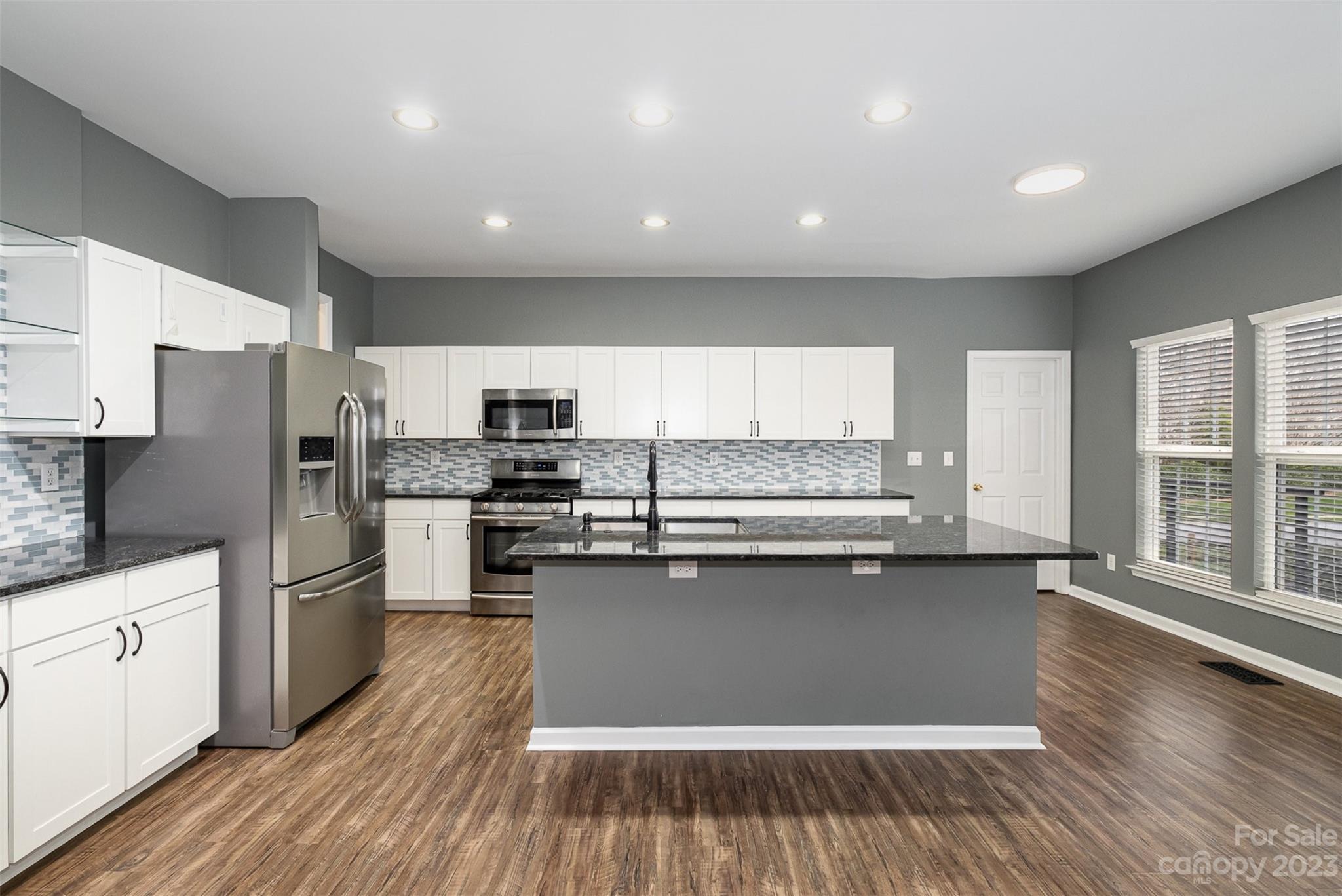 Knights Bridge - Residential