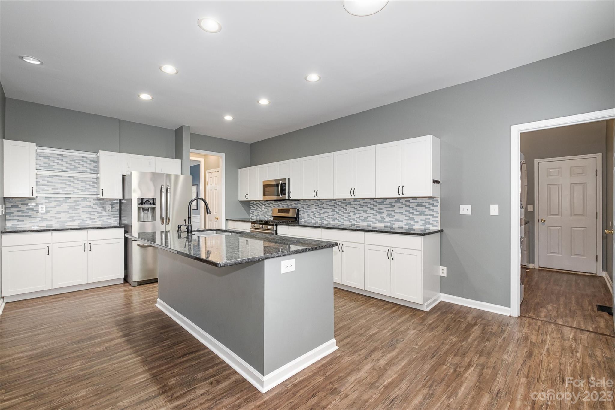 Knights Bridge - Residential