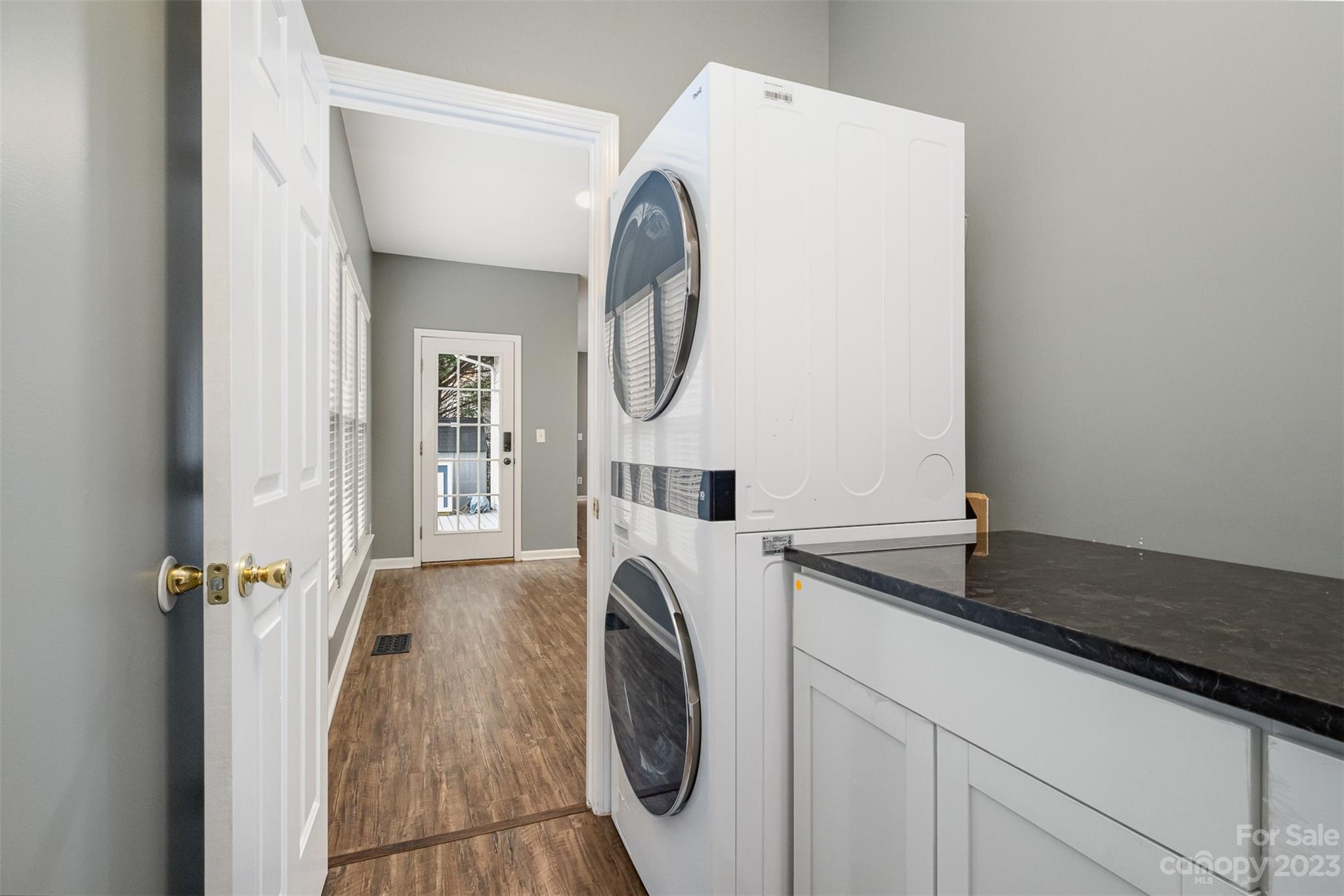 Knights Bridge - Residential