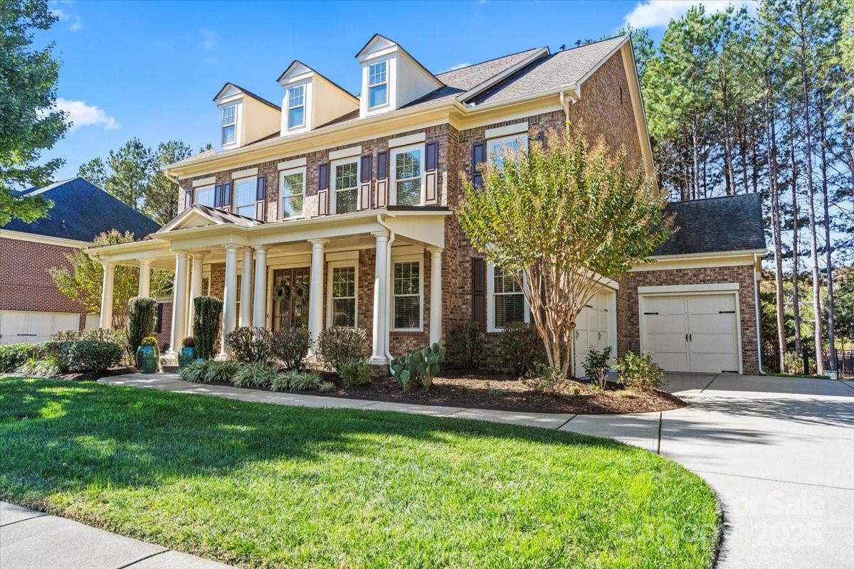 3217 Hartford Way