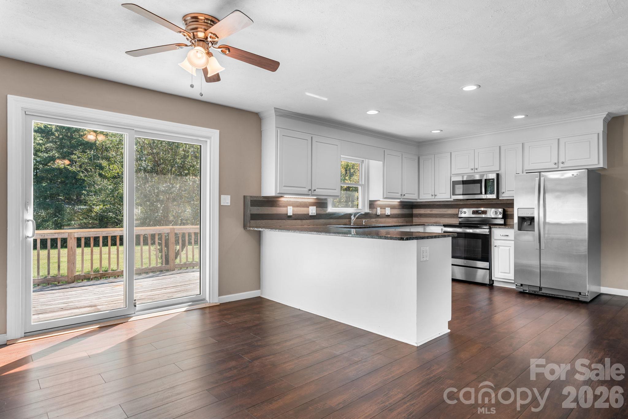 2889 Sides Drive