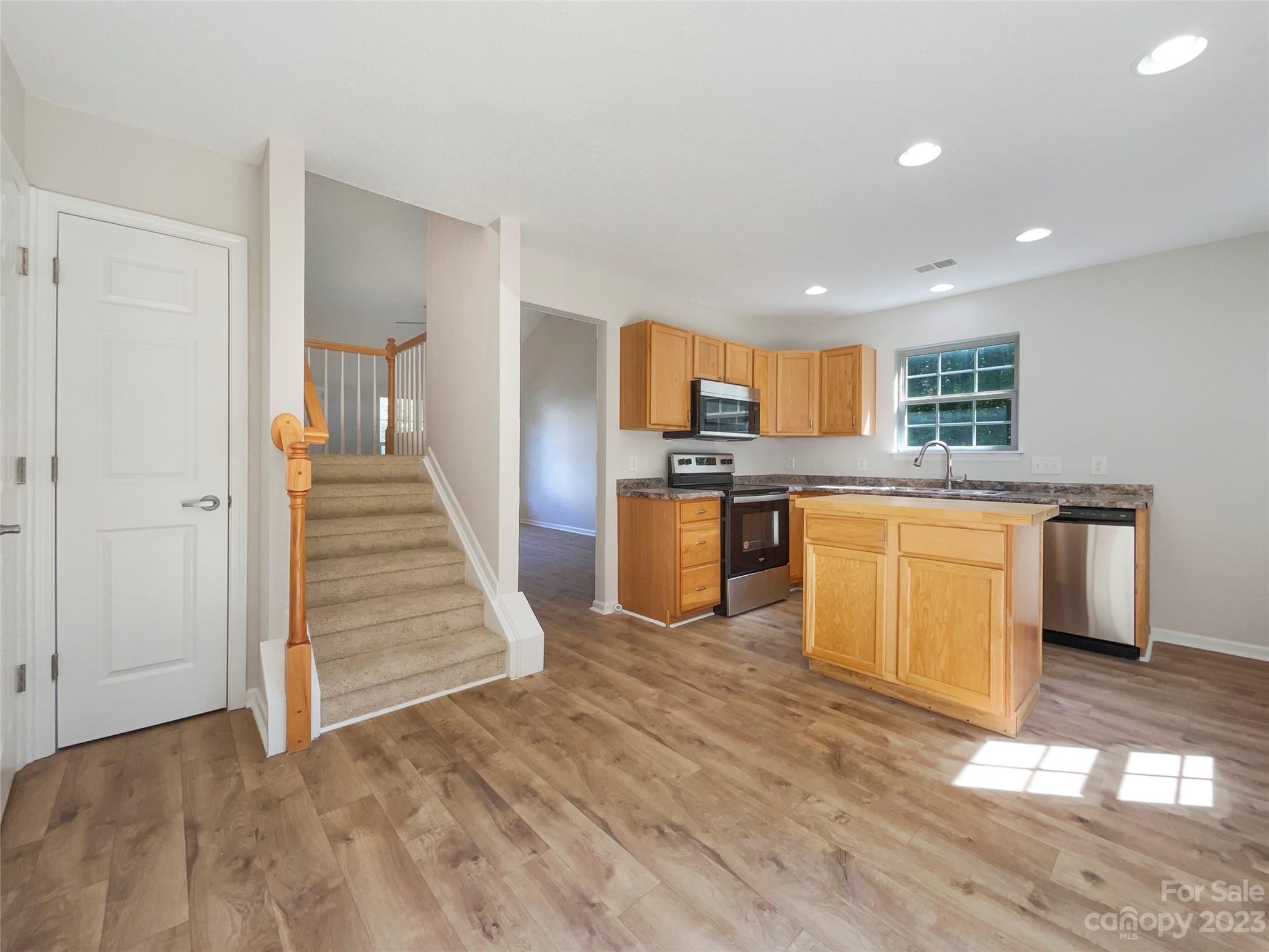 Lexington Commons - Residential