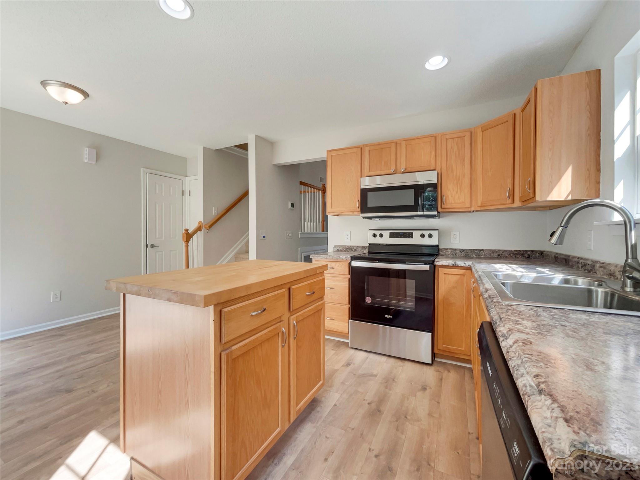 Lexington Commons - Residential