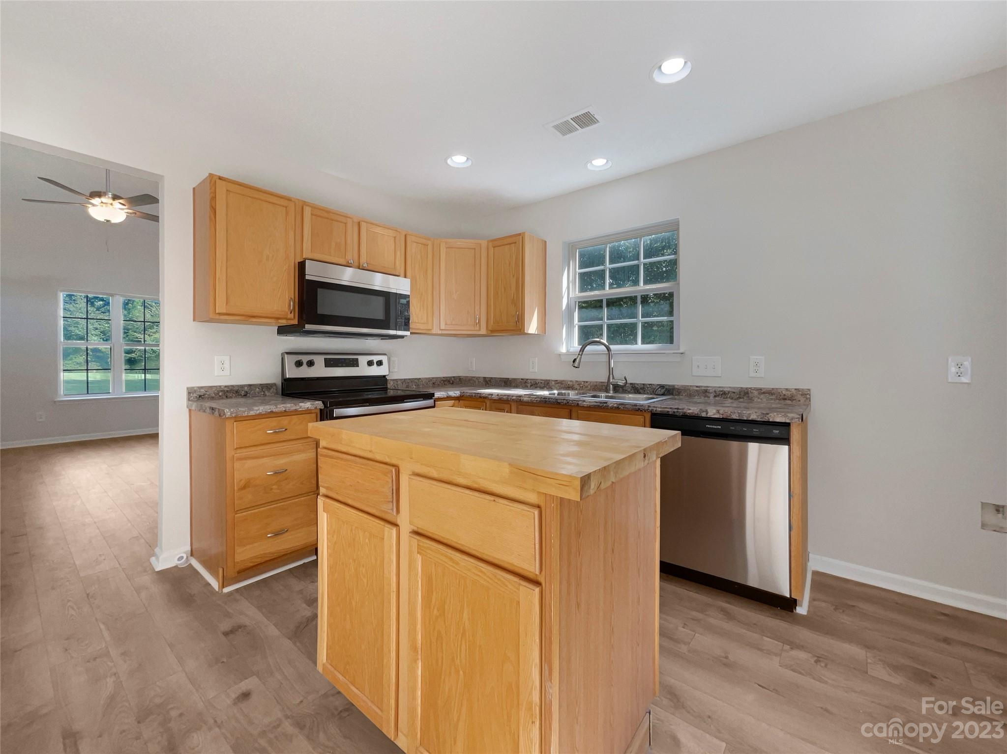 Lexington Commons - Residential