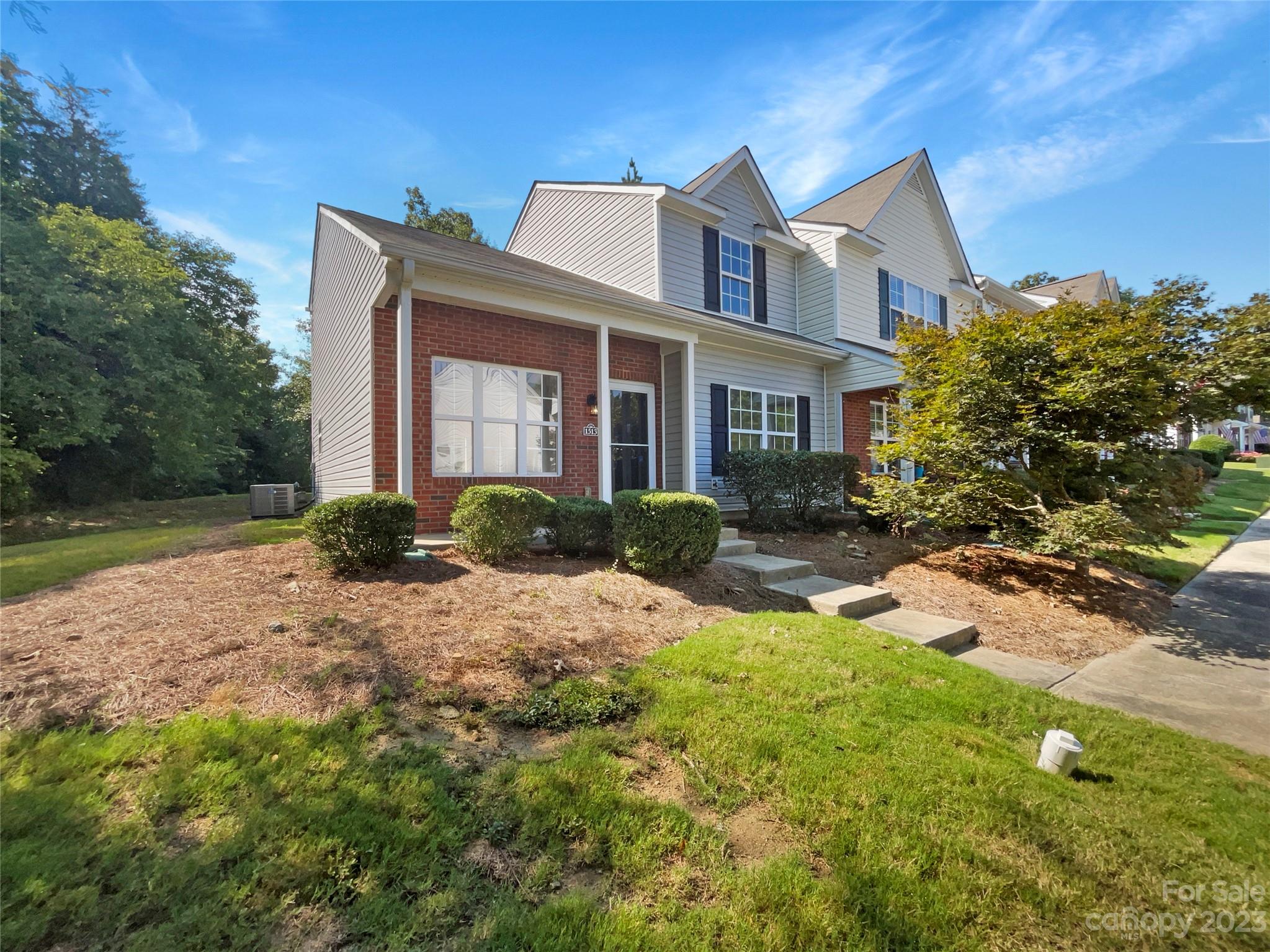 Lexington Commons - Residential