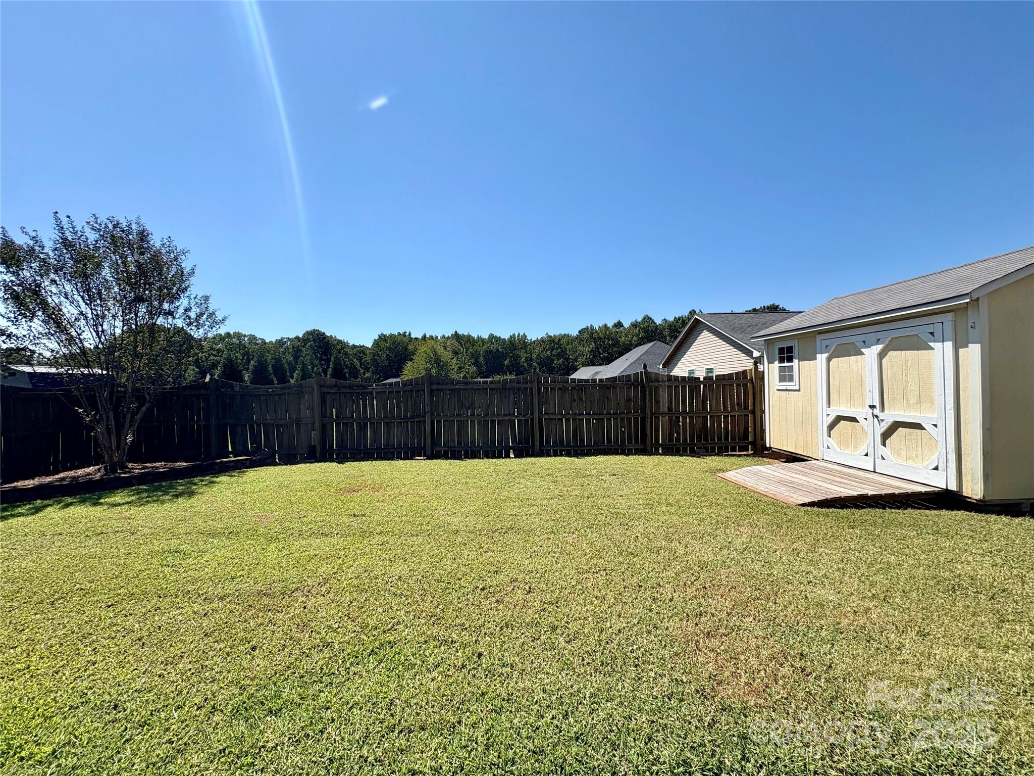 Abis Place - Residential