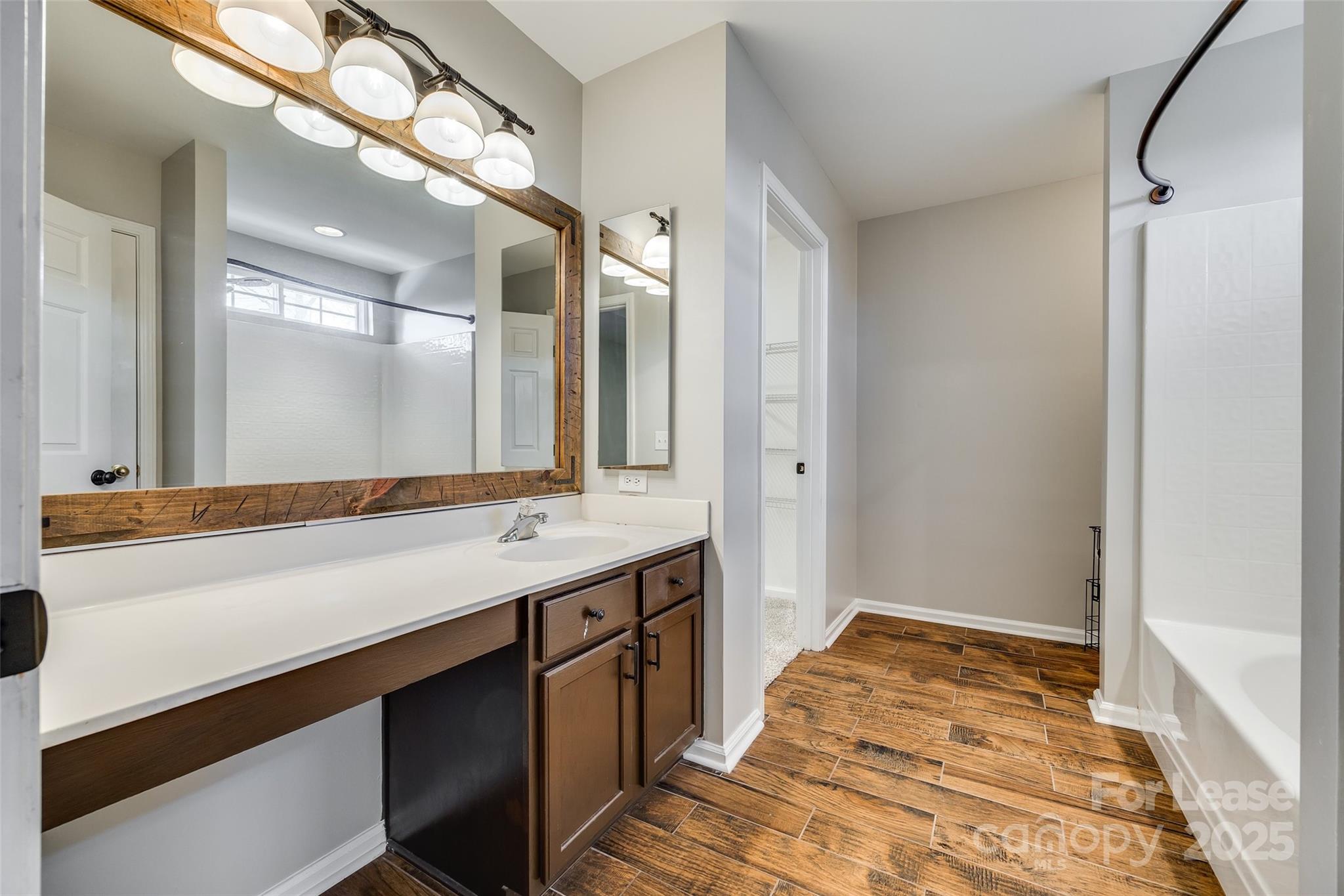 Autumn Cove At Lake Wylie - Residential Lease