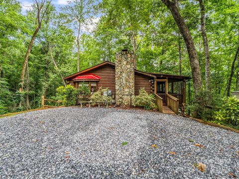 Photo of 116 Chalet Road, Lake Lure, NC 28746 (MLS # 4277380)