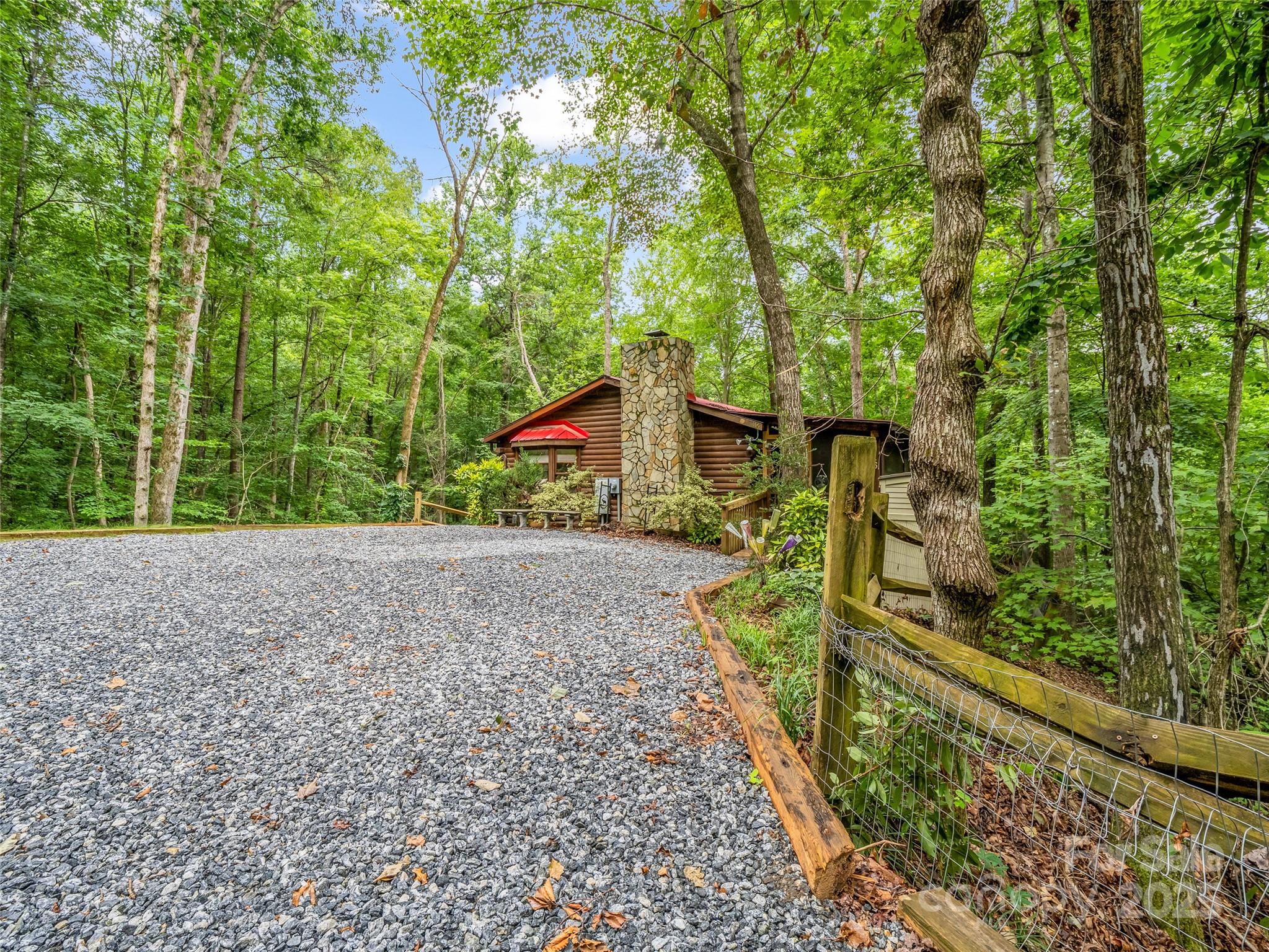 116 Chalet Road