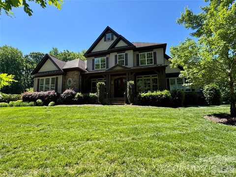 Photo of 1126 Bromley Drive, Matthews, NC 28104 (MLS # 4379610)
