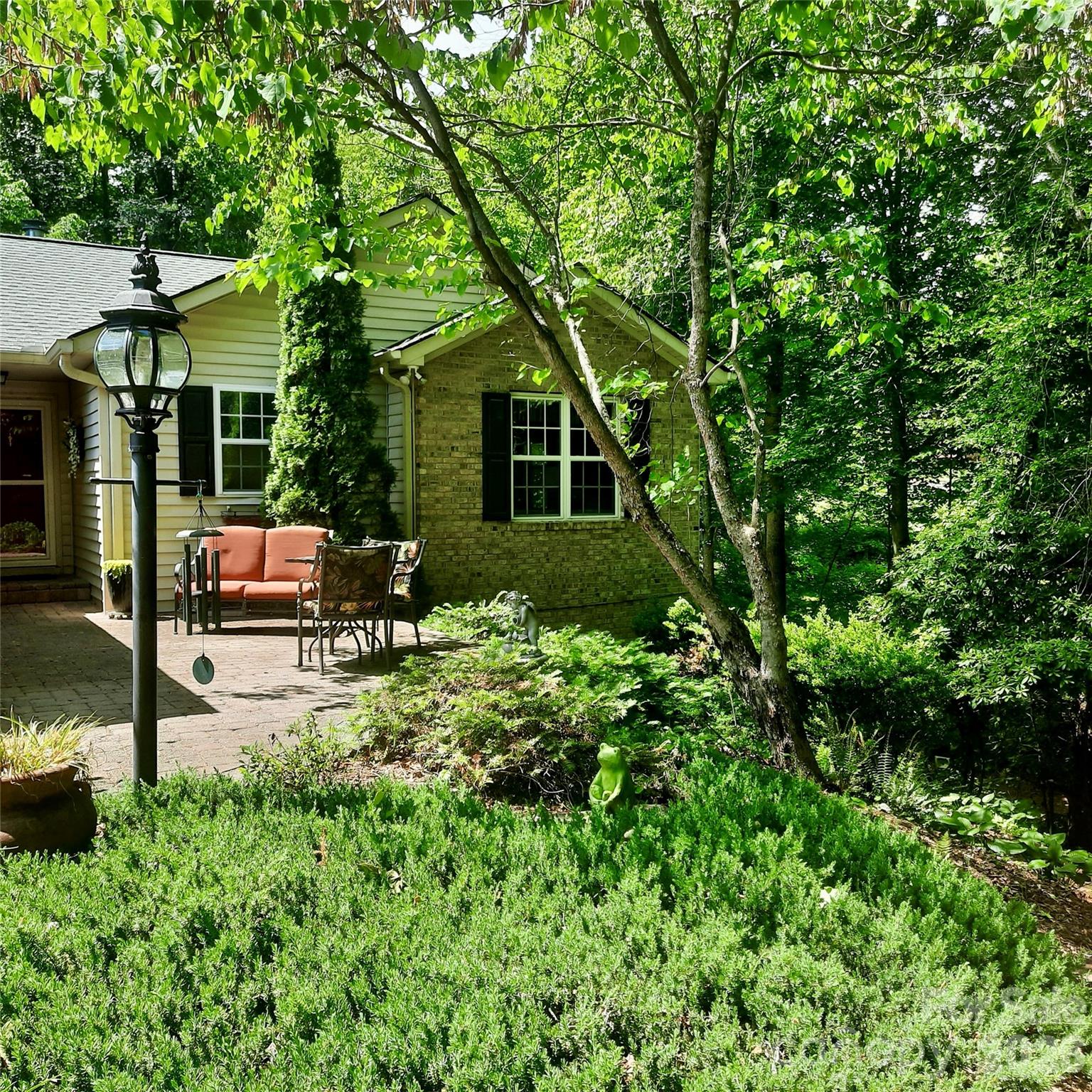 9 Firestone Court