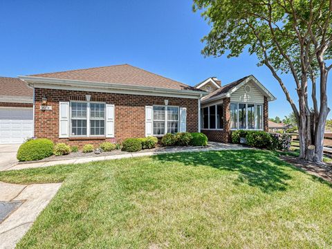 8274 Windsor Ridge Drive Charlotte NC 28277