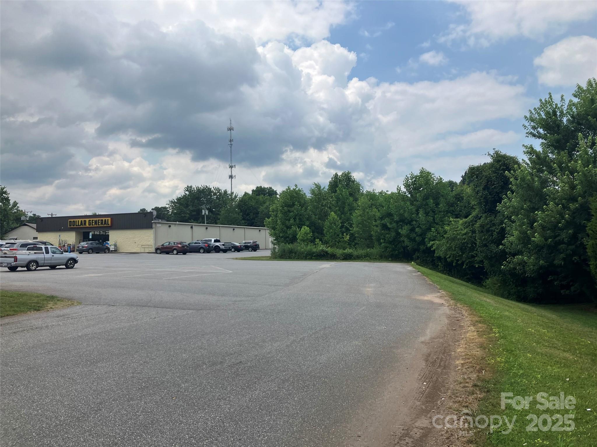 1320 Burkemont Avenue