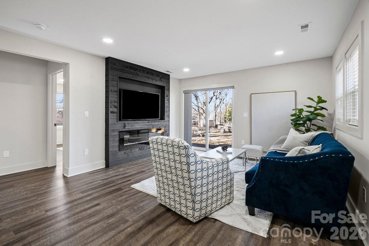 1713 Davis Park Road