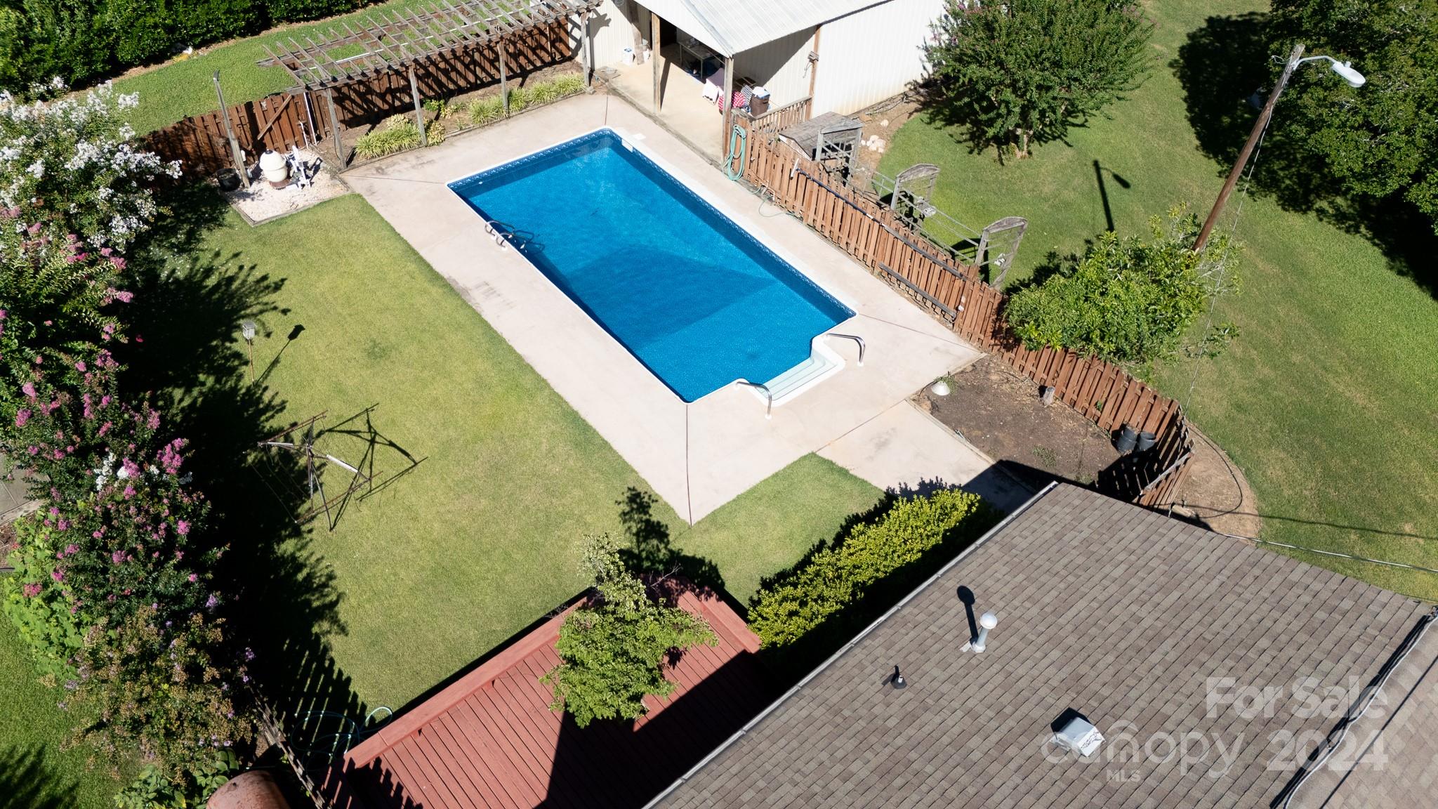 Hallmark Estates - Residential