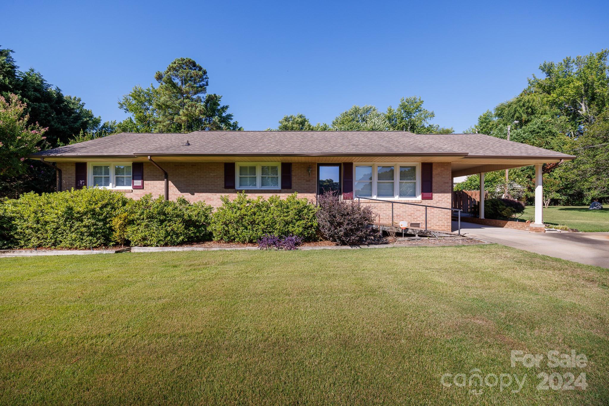 Hallmark Estates - Residential