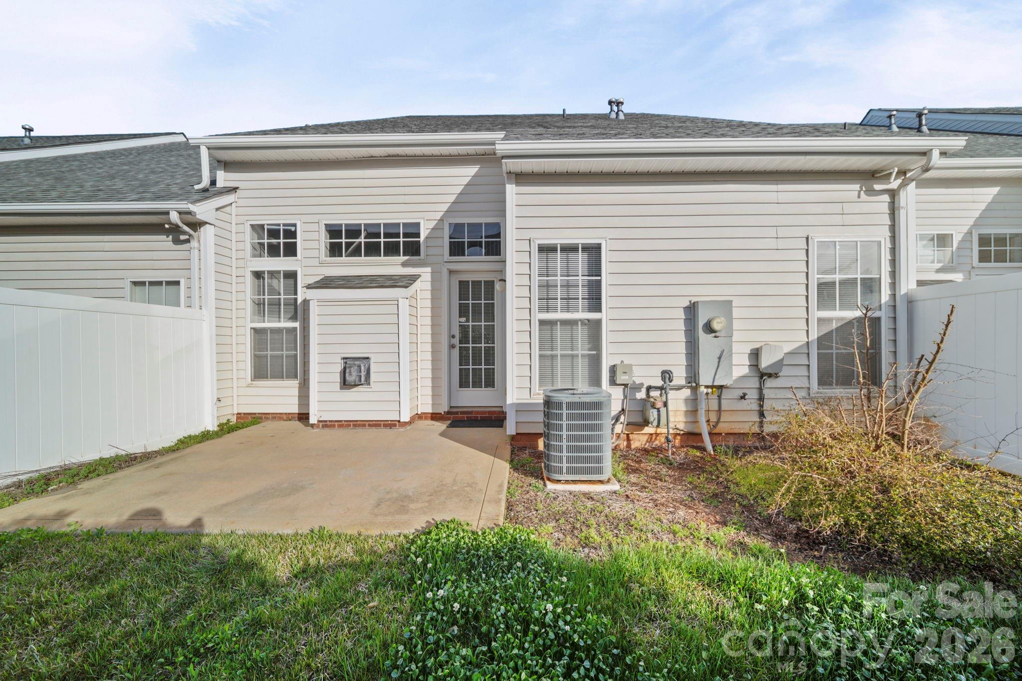 Fairway Townes - Residential