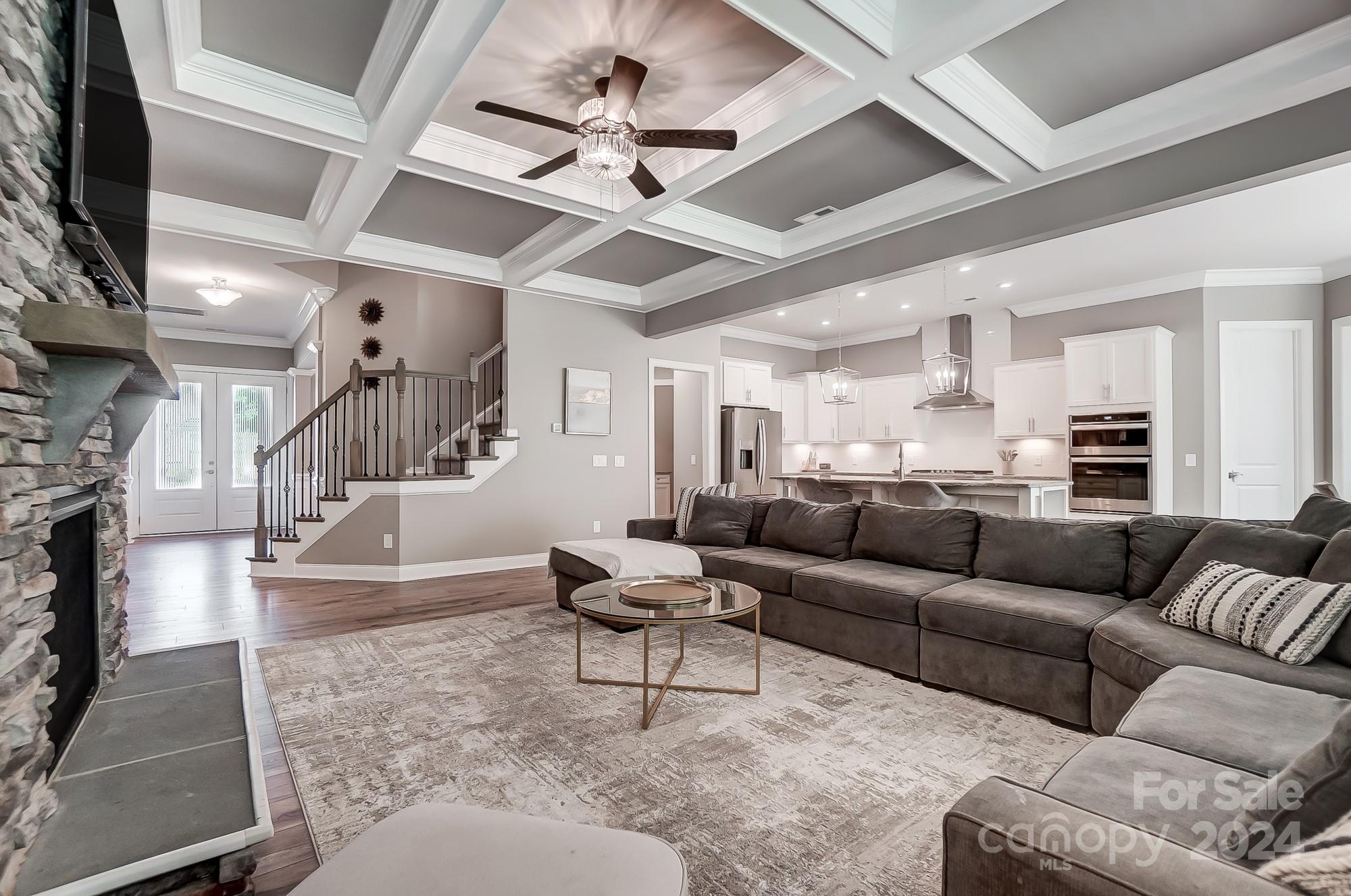 Queensbridge - Residential