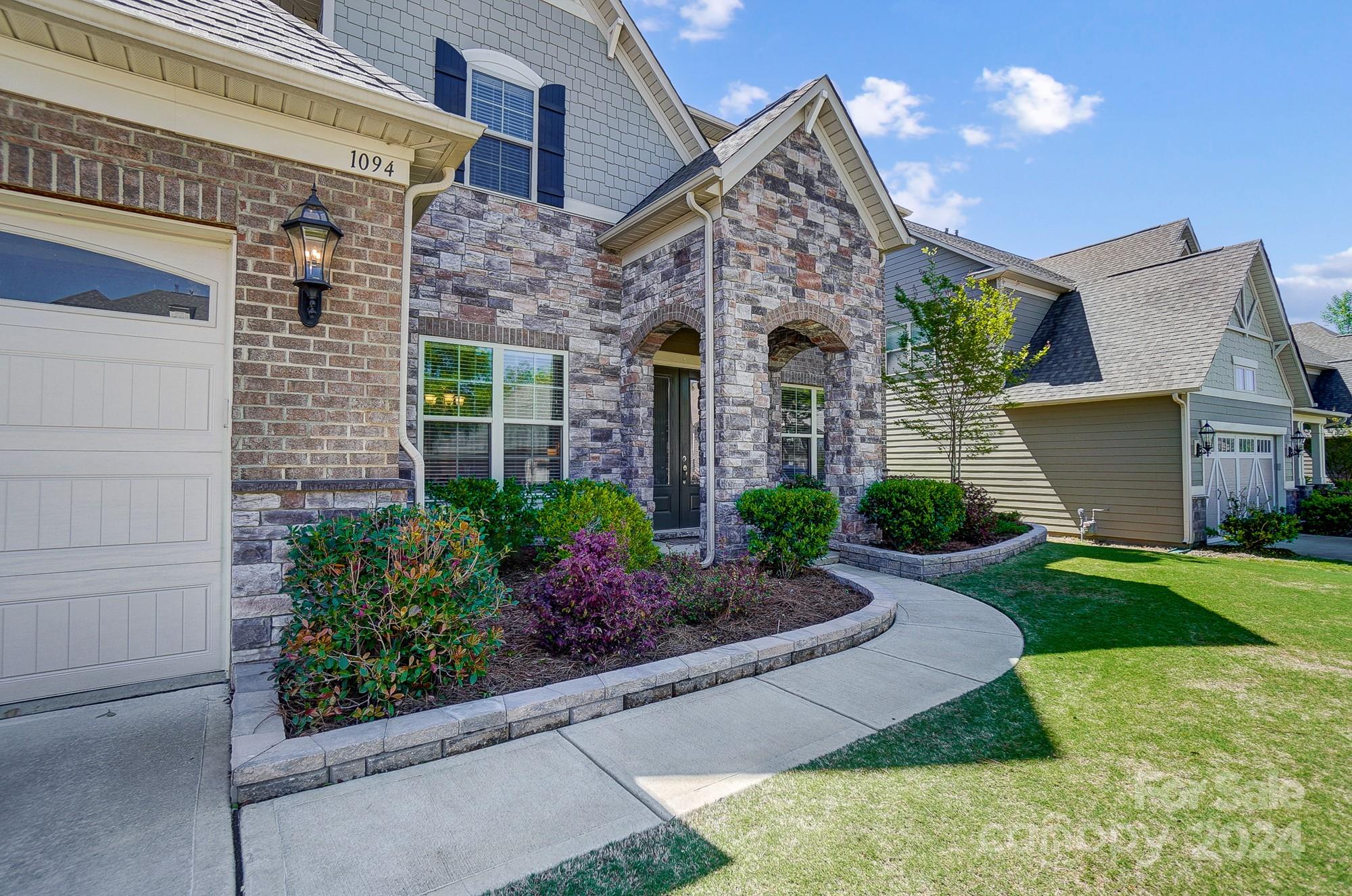 Queensbridge - Residential