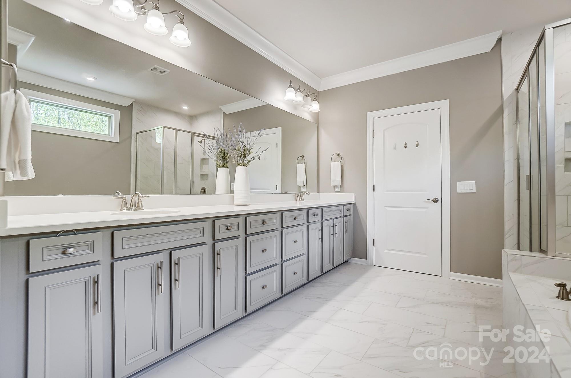 Queensbridge - Residential