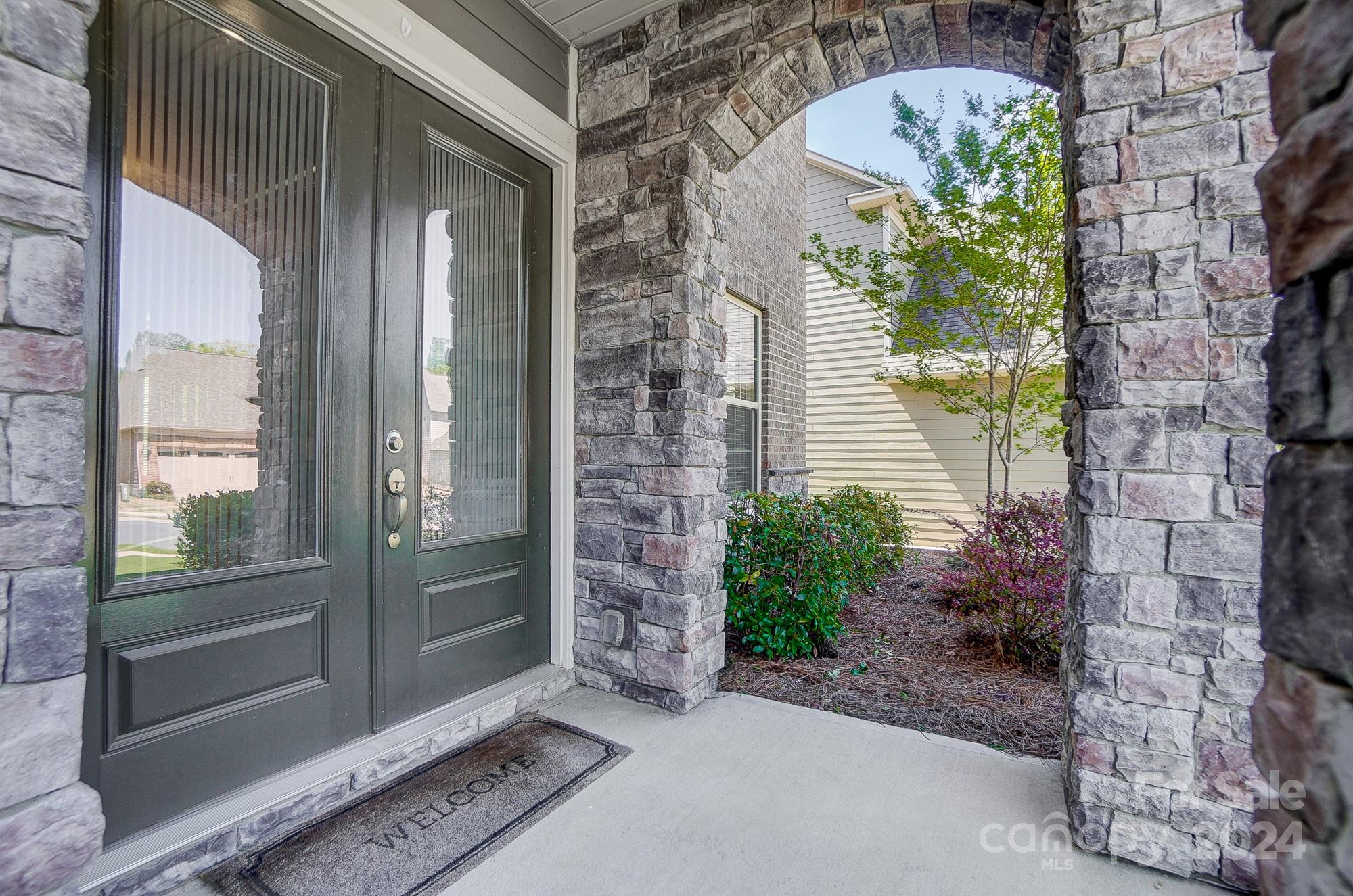 Queensbridge - Residential