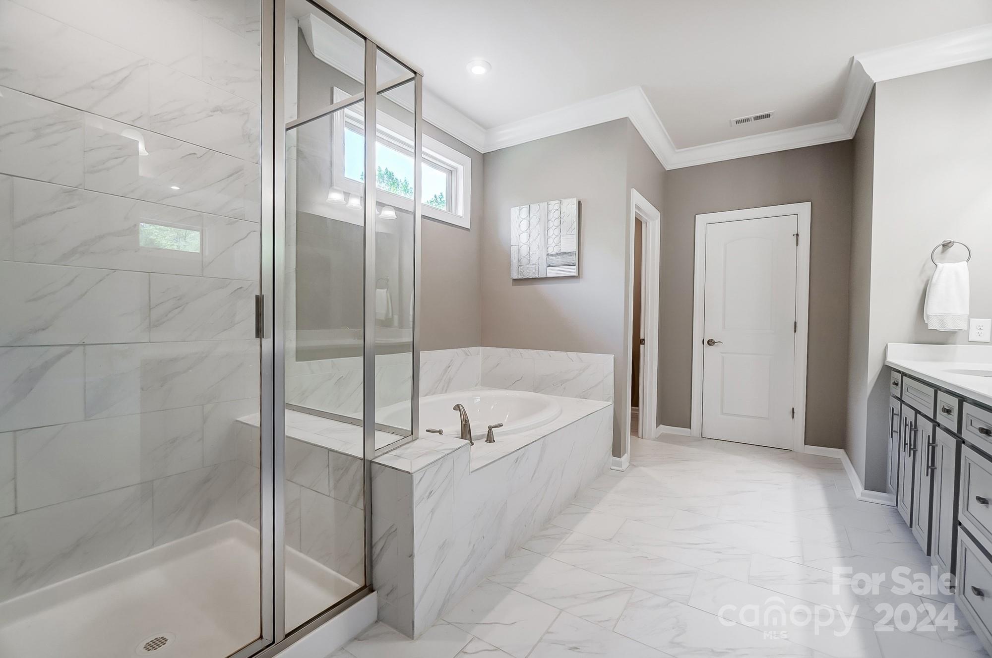 Queensbridge - Residential