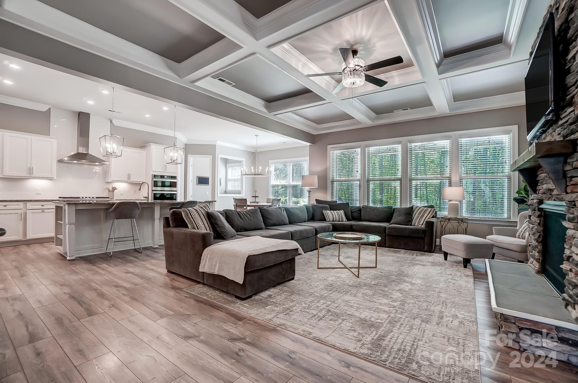 Queensbridge - Residential