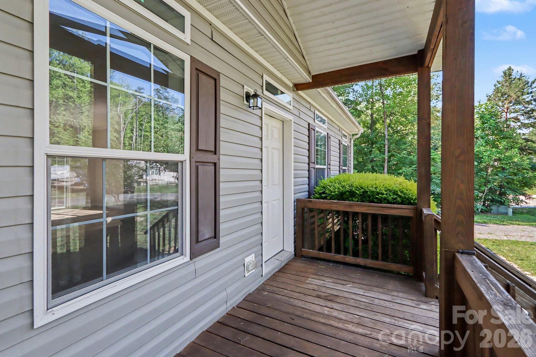 806 New Castle Court