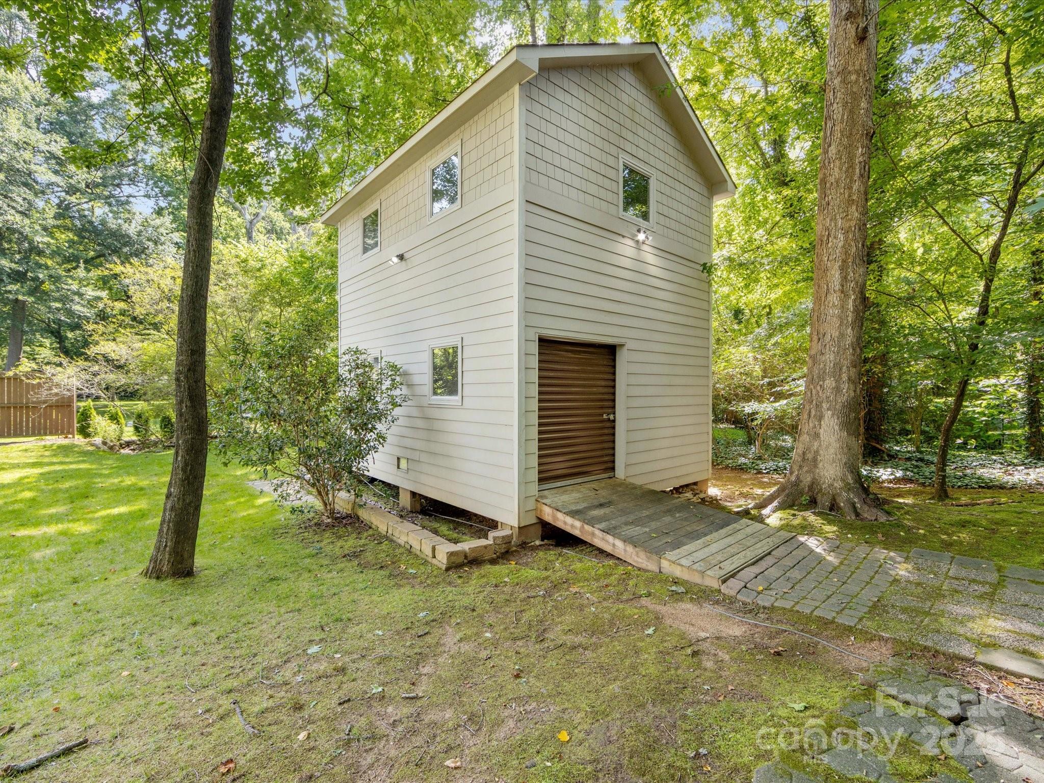6219 Fair Valley Drive
