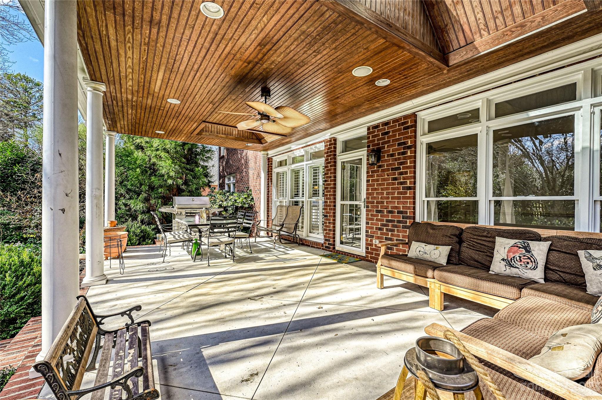 Mammoth Oaks - Residential