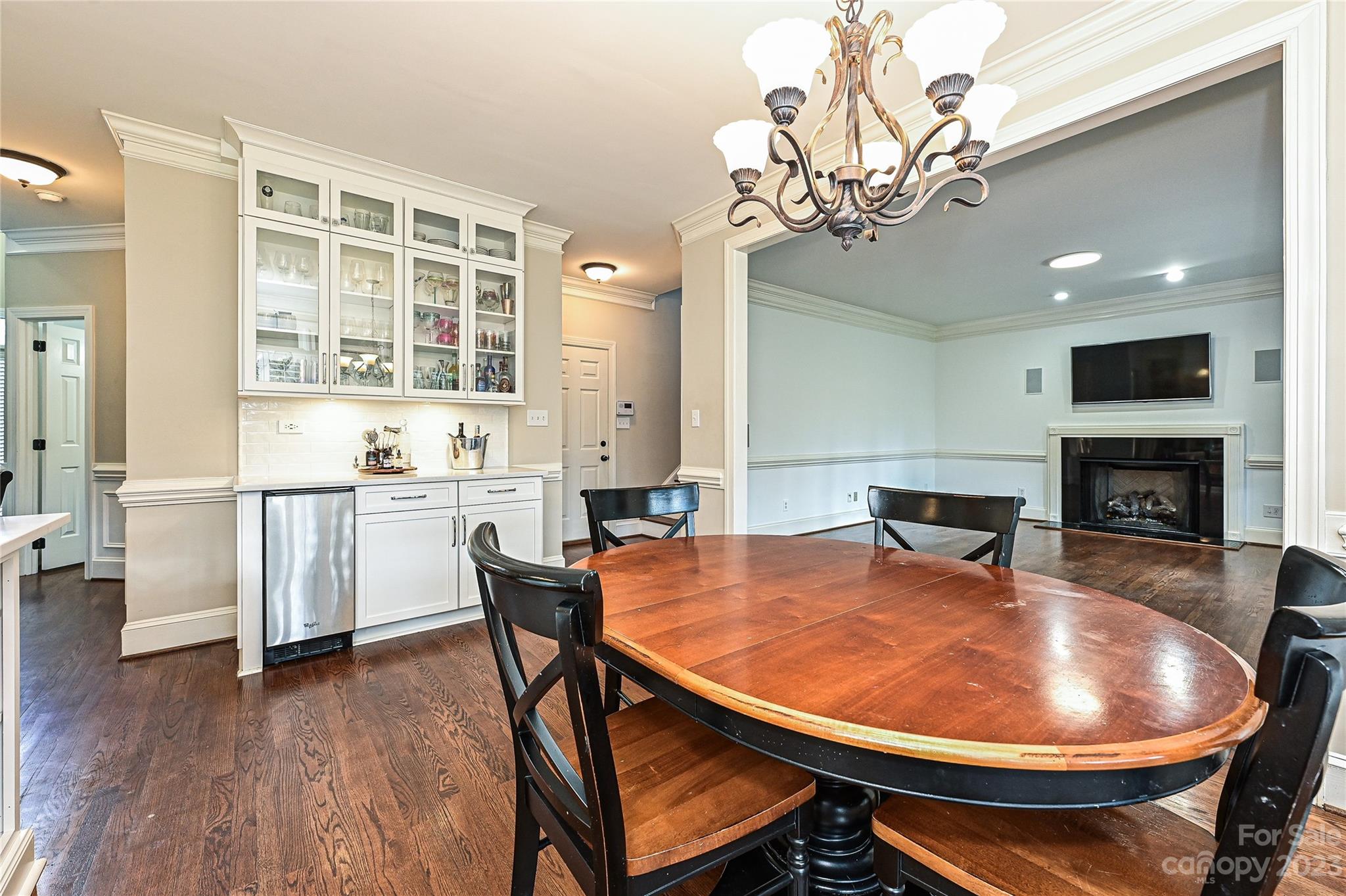 Mammoth Oaks - Residential