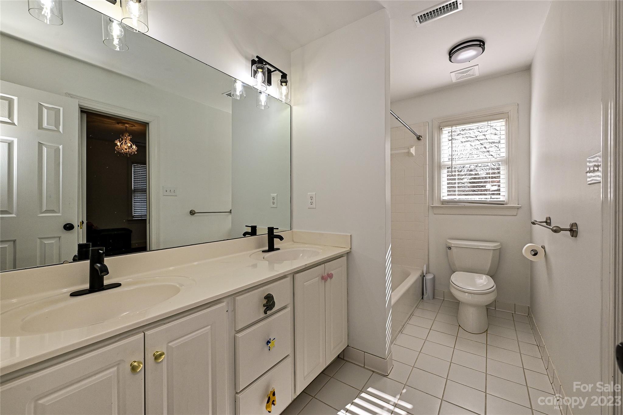 Mammoth Oaks - Residential